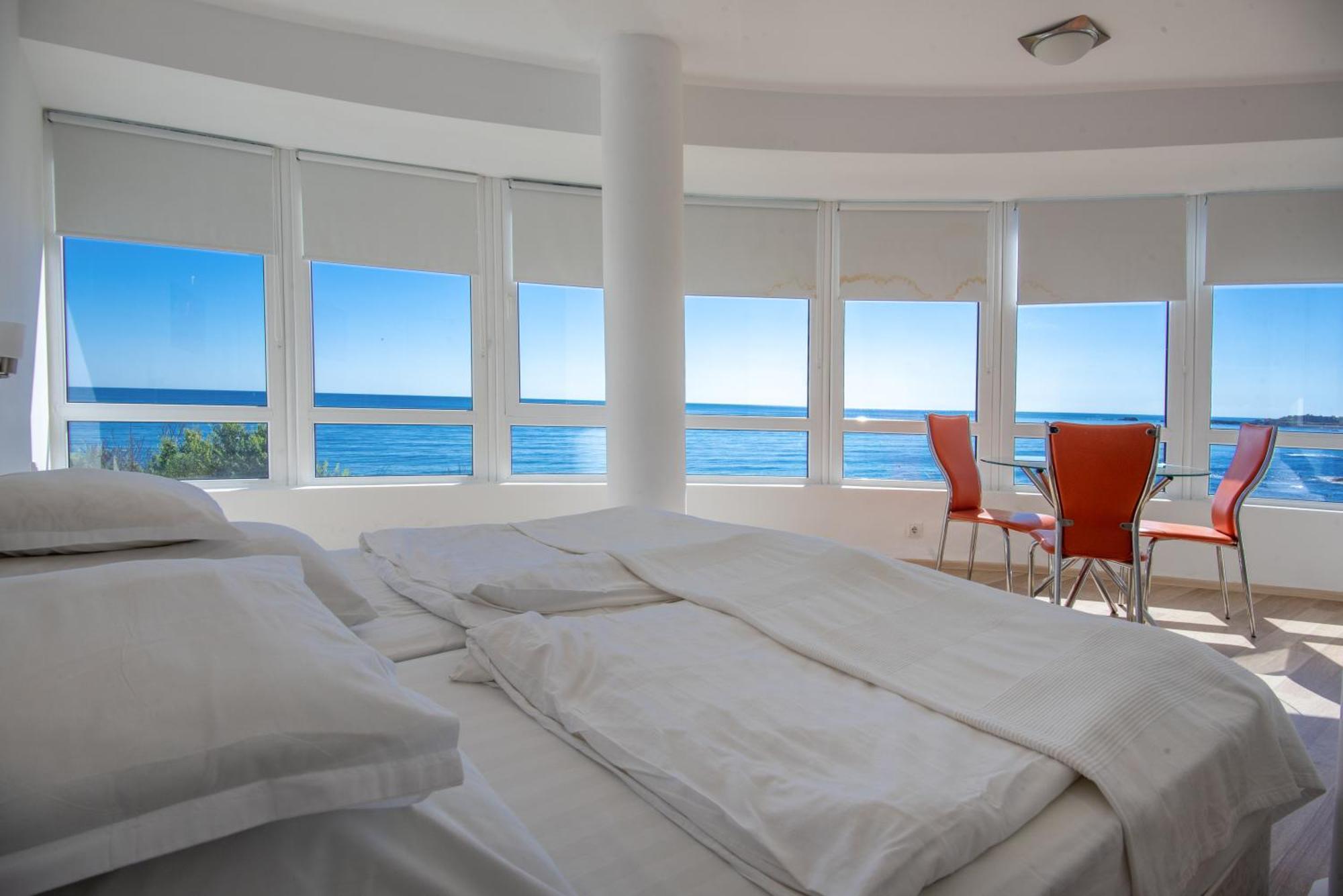 Aparthotel Romance Китен Екстер'єр фото